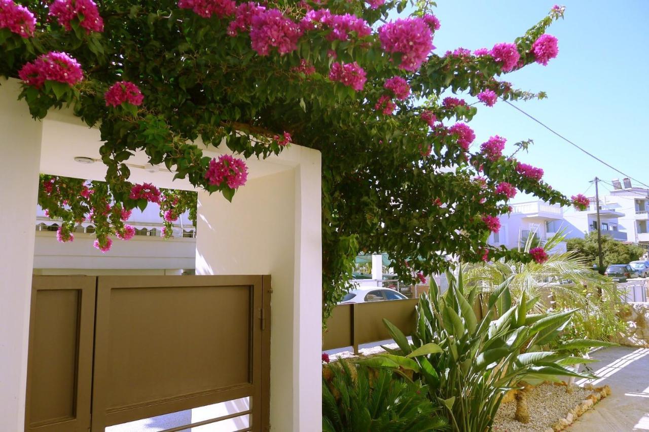 Maria & Manos Guest House, Agios Onoufrios Beach Exterior photo